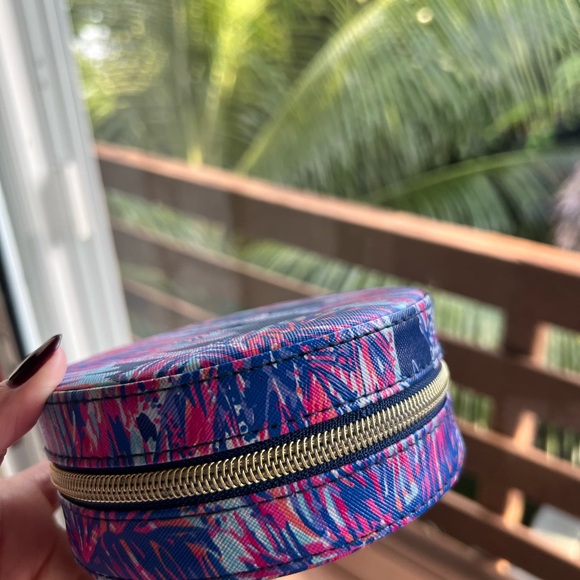 Lilly Pulitzer Tropical Pink and Blue Travel Jewelry Case - Picture 3 of 6